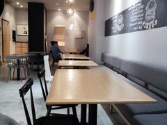 大堂-HELLO 27 意面·沙拉·帕尼尼