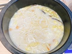 过桥罐罐米线-大鼓米线(杭州国大城市广场店)