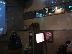 -好乐迪(张扬路八佰伴店)