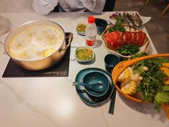 -椰子湾·海南火锅·糟粕醋·椰子鸡(正大广场店)