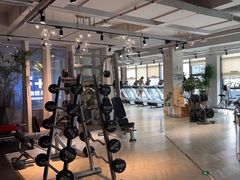 -F+轻食健身赋能空间(中华北路国贸商场店)