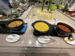 -南郊宾馆·风味自助餐厅·山东十六地市特色菜