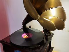 -邓丽君音乐主题餐厅