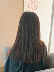 -一東造型烫发染发