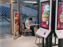 门面-德克士(西站站内店)