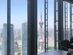 -FLAIR顶层餐厅酒吧(浦东丽思卡尔顿酒店)
