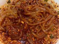 万记特色酸辣粉-万记麻辣烫国展总店