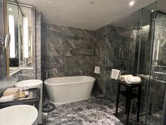-榛悦隆堡成都酒店(春熙路太古里店)