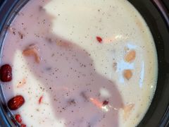 -粤小煲鲜汤猪肚鸡(丹尼斯二天地店)