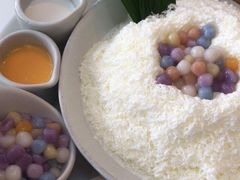 咸蛋黄冰-Cheevit Cheeva(Sirimangkalajarn)