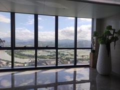 -长富金茂大厦