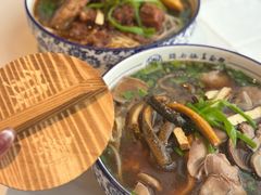 -镇南锅盖面馆(解放路店)