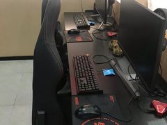 -稳电竞酒店(桥北泰冯路地铁站店)