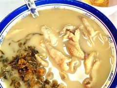 招牌黄鱼面-明呈黄鱼面馆(斜土路店)