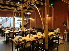 大堂-十三式重庆江湖菜(金茂览秀城店)