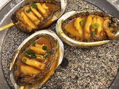 石锅大鲍鱼-品海楼·大连海胆锅贴馆(东港店)