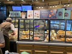 面包甜点陈列柜-多乐之日(和平伊势丹店)