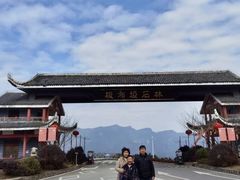 -梭布垭石林景区