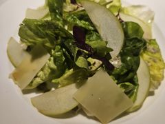 青苹果沙拉-Oyster Talks 四度蚝法餐厅