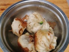 -依云煎包店