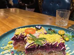 -米德维奇俄式西餐厅(西六道街店)