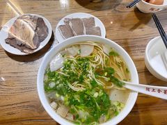 -陇上全荟兰州传统牛肉面(延吉路店)