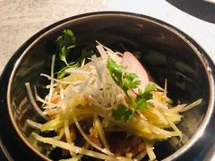 鸭掌拾蛰-穹六人间 people 6(岳阳路店)