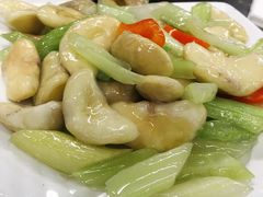 西芹炒红菱-协和菜馆(凤凰街店)