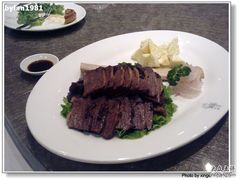 20110208106-苏浙汇(古北店)