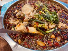 -乡土特色.冷锅鱼.牦牛肉汤锅