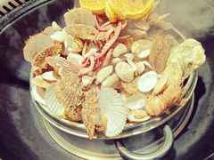 -锅老头海鲜铁锅炖