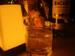 -FOUR PLAY BAR
