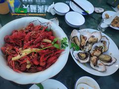 -美味海鲜大排档(明发美食地标店)