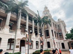 -香港大学