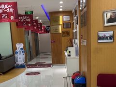 -雅悦齿科(顾村公园店)