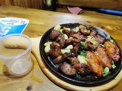 -老东镇啤酒屋海鲜加工·蒸汽海鲜·海鲜烧烤(台东店)