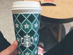 -星巴克臻选(南京金茂览秀城店)