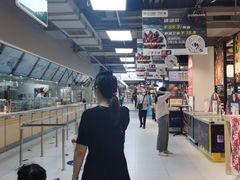 -家乐福(古北店)