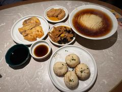 生煎-松鹤面馆·古法焖肉面(观前店)