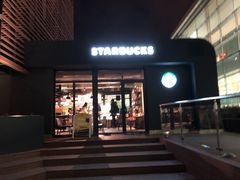-巴塞罗那约瑟·塔拉德利亚斯-埃尔·普拉特机场