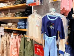 -优衣库(广州番禺万达广场店)