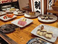-广州万富希尔顿酒店·感趣自助餐厅·金秋蟹宴生蚝海鲜刺身