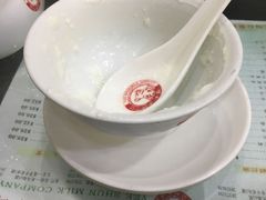 -义顺牛奶公司