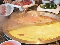 -小天鹅火锅·一线江景洪鼎旗舰店(洪崖洞店)
