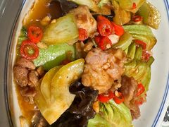 白菜梗炒肉-欧记大排档·景德菜(上海首店)