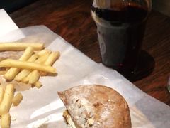 -圣徒精酿美式餐厅saints brewing(裕华万达步行街店)