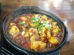 -玥洋老砂锅(广场街店)