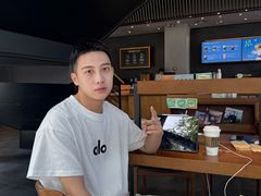 -星巴克(武汉金色港湾店)
