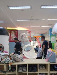 -孩子王童乐园(芜湖万达店)