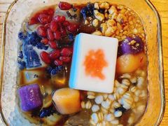 -吴越荣记苏州菜·松鼠桂鱼100%活鱼现做(斜塘老街店)
